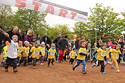 Start 400 m Kinder, Teil 1 (©Foto:  Martin Schmitz)